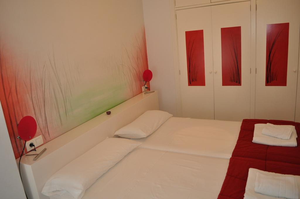 Apartamentos La Casa Pintada Касерес Номер фото