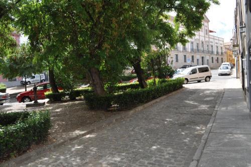 Apartamentos La Casa Pintada Касерес Экстерьер фото